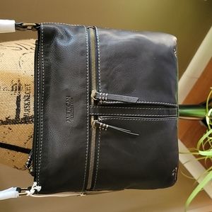 AMERICAN LEATHER CO Hanover Double Entry Crossbody Bag .